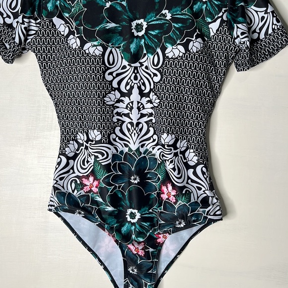 One Piece Swim Suit - Picture 3 of 6